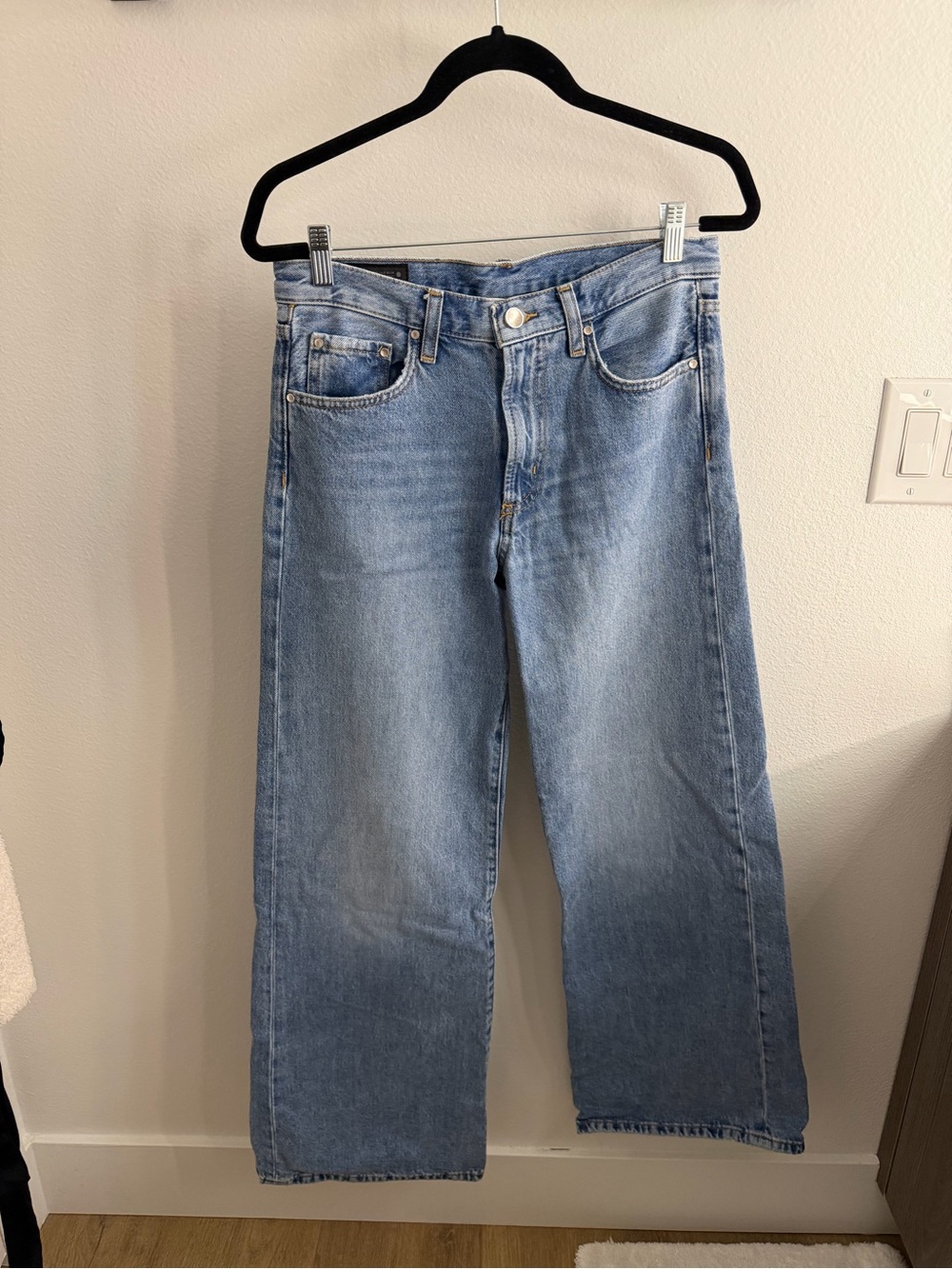 Low Rise Wide Leg Jeans